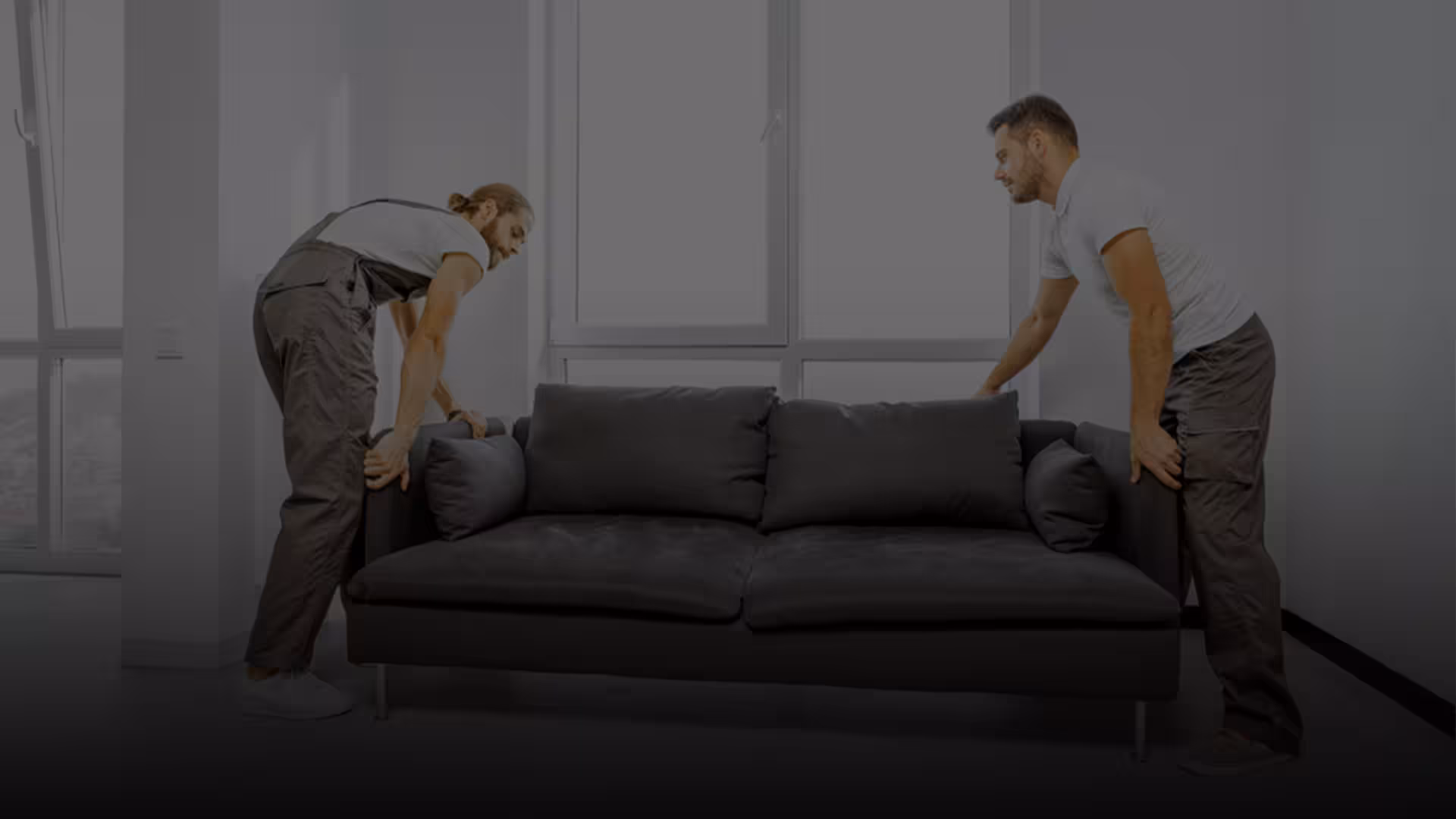 خدمات التنظيف العميق قبل وبعد نقل الأثاث